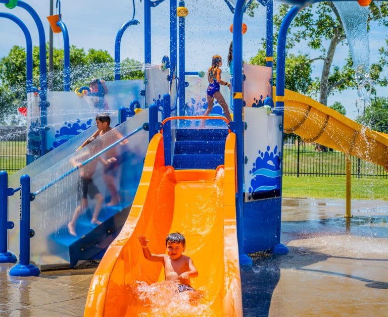 Ultimate Sacramento Summer Bucket List for Kids: White Rock Splash Park in Rancho Cordova