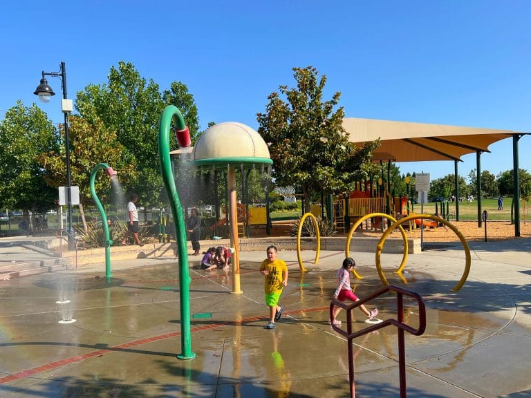 Best Splash Pads in Sacramento: North Natomas Regional Park