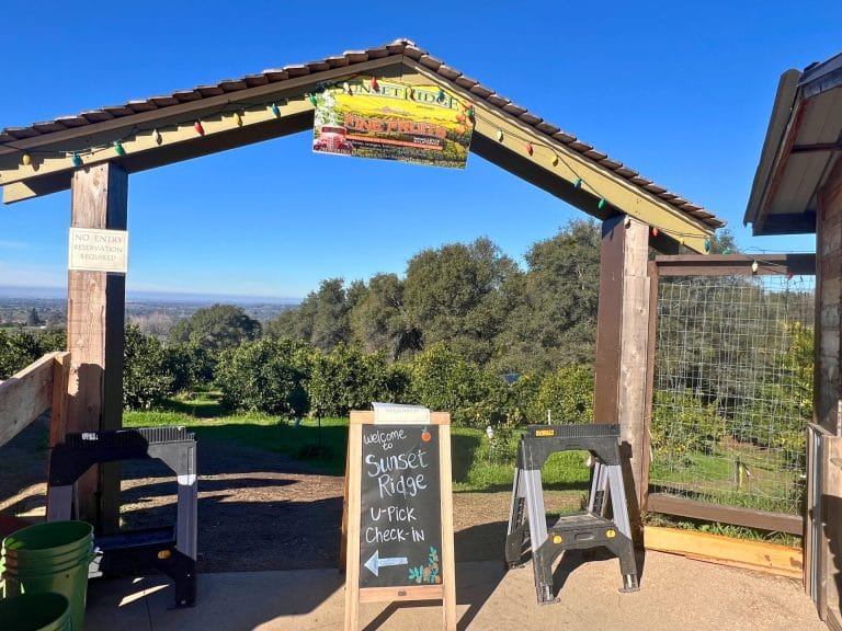 Sunset Ridge Fine Fruits Orchard Entrance