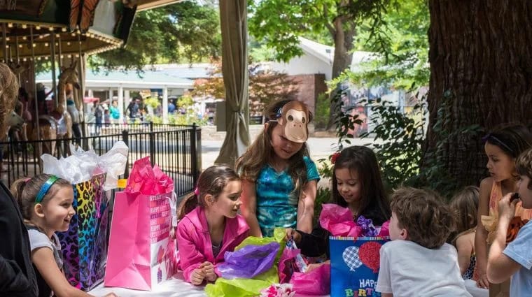 Best Birthday Party Places in Sacramento for Kids: Sacramento Zoo