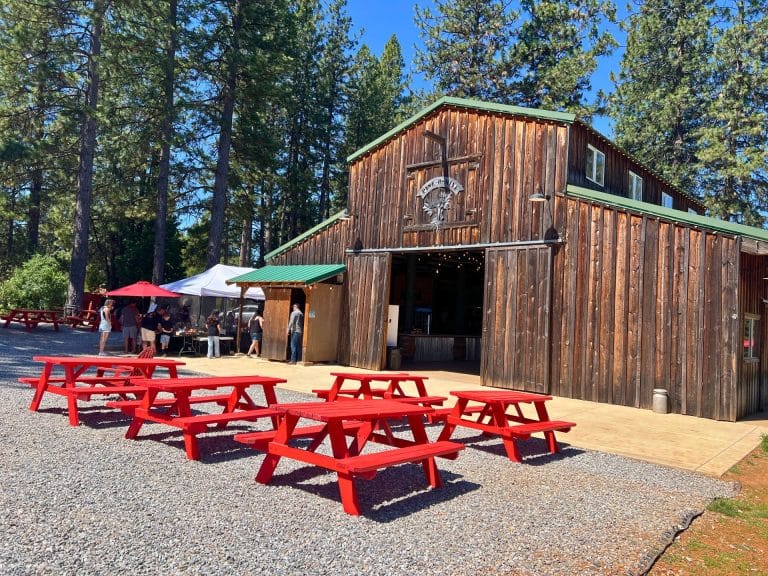 A Guide to Apple Hill with Kids: Pine-O-Mine Ranch