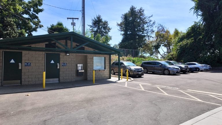 Lodi Lake Nature Trail Parking Lot 