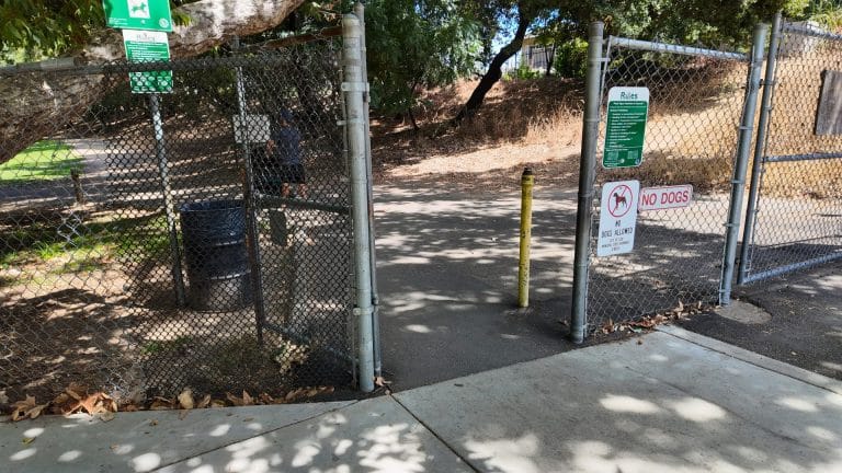 Trailhead at Lodi Lake