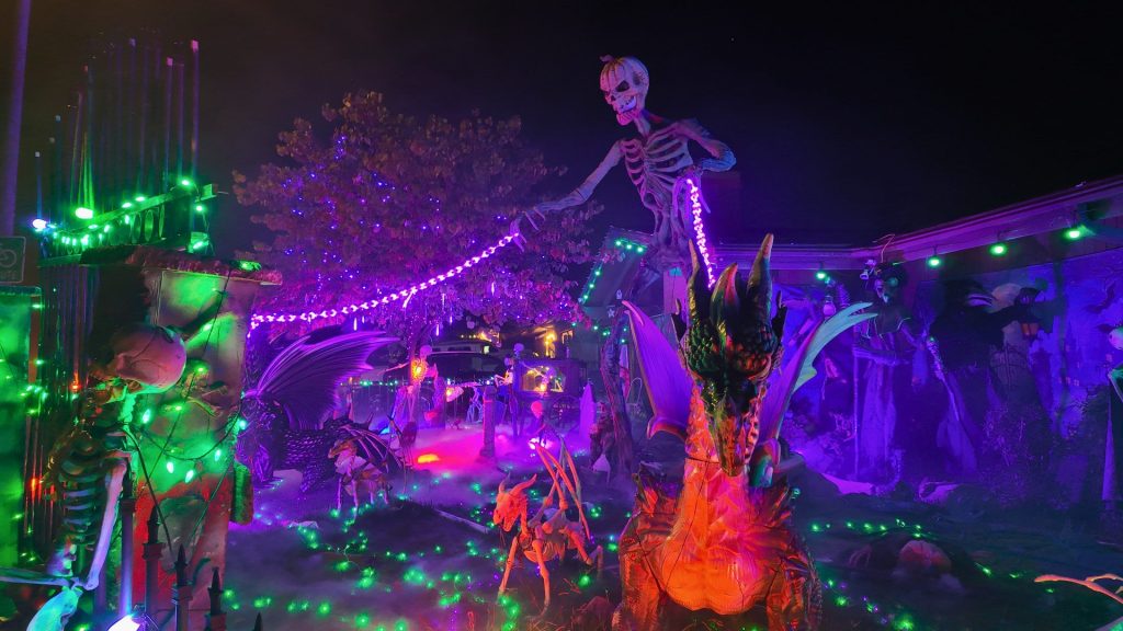 Nightmare on Farmgate Way in Citrus Heights Halloween Display